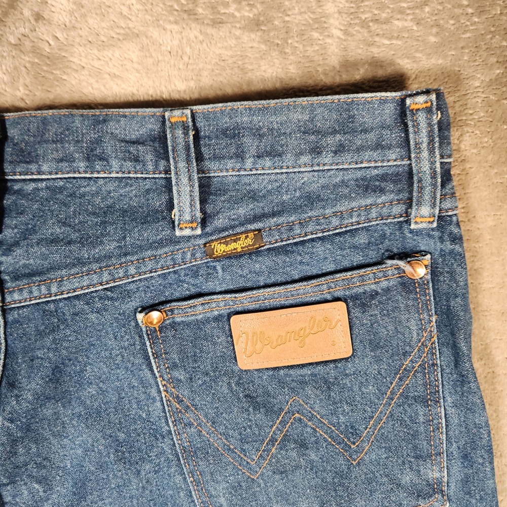 Vintage Wrangler Jeans Men's 40X32 Blue Excellent 13MWZ Cowboy Cut Made in USA - Picture 10 of 11